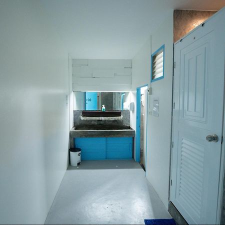 The Hangout Hostel Ao Nang Exterior photo