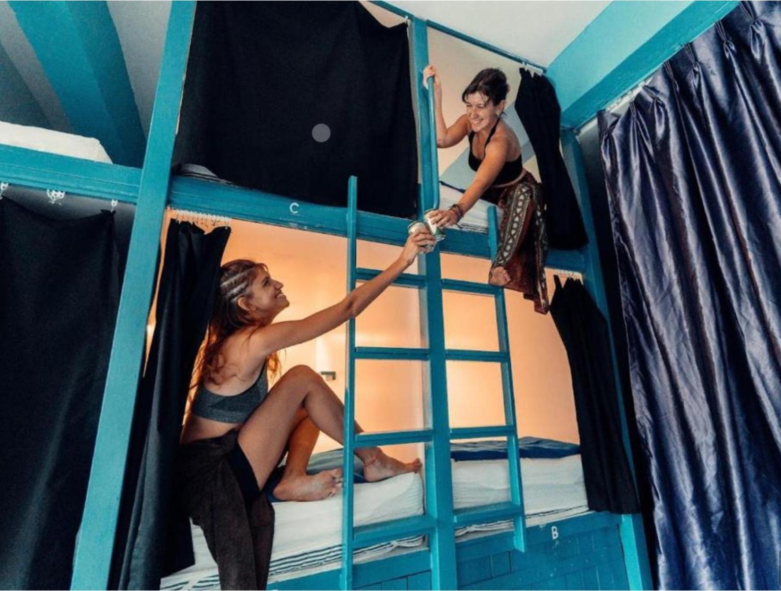 The Hangout Hostel Ao Nang Exterior photo